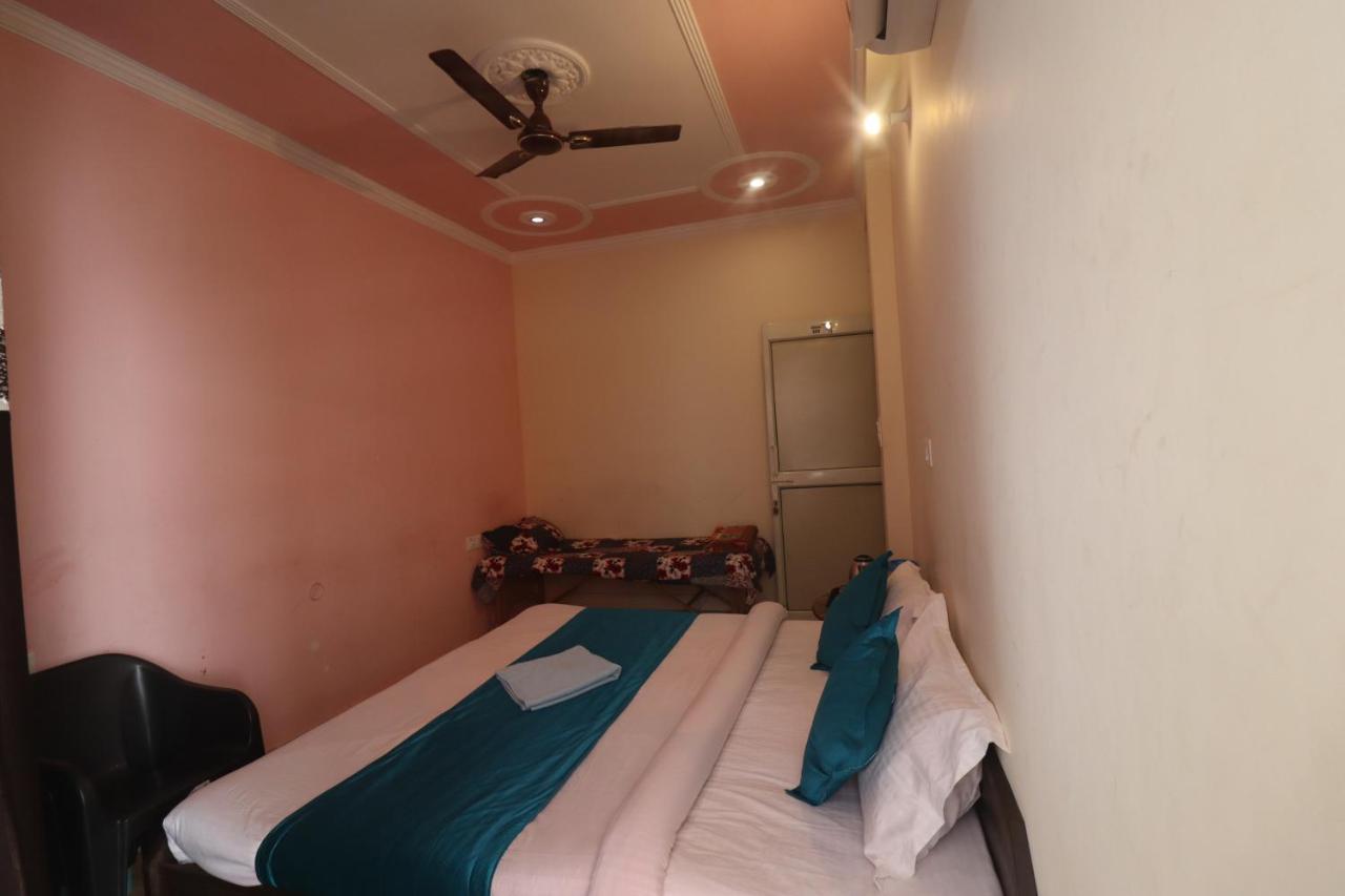 Triple One Hotel Tapovan Rishikesh,Near Laxman Jhula Dış mekan fotoğraf