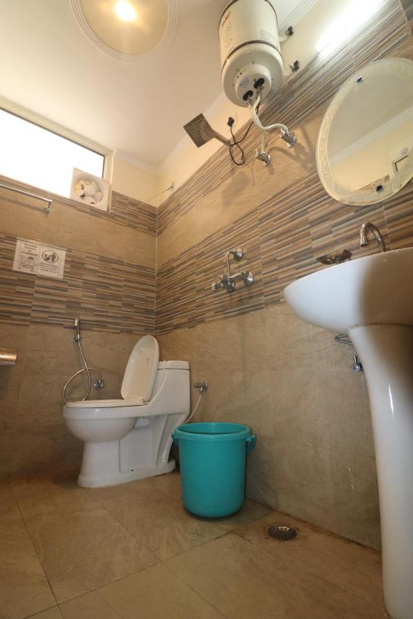 Triple One Hotel Tapovan Rishikesh,Near Laxman Jhula Dış mekan fotoğraf