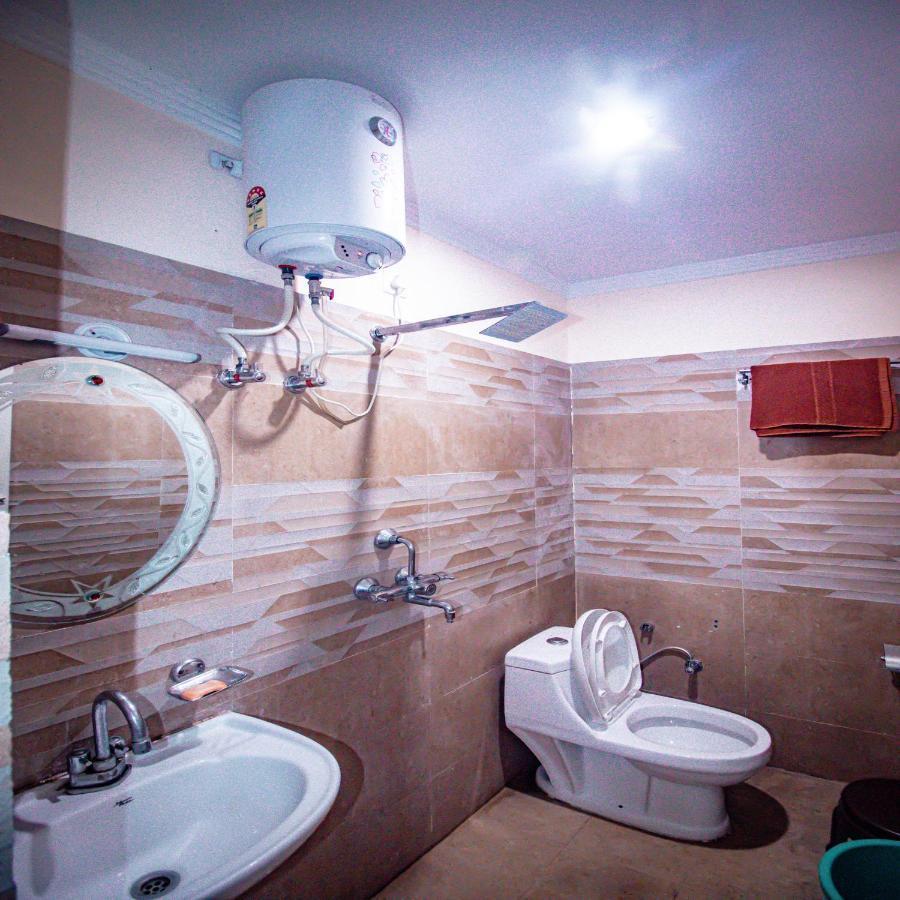 Triple One Hotel Tapovan Rishikesh,Near Laxman Jhula Dış mekan fotoğraf